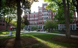 Clark University Campus, Worcester, 32