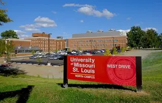 University of Missouri-St Louis Campus, Saint Louis, 10