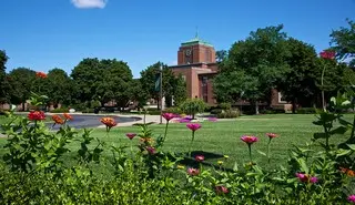 Le Moyne College Campus, Syracuse, 31