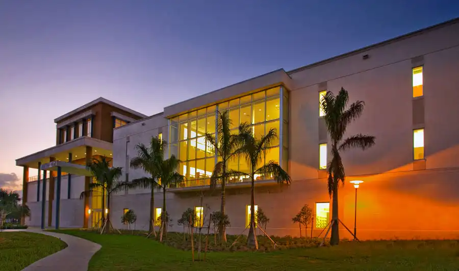 Florida International University College of Law, Miami, FL