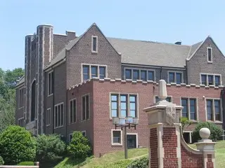 The University of Tennessee-Chattanooga Campus, Chattanooga, 7